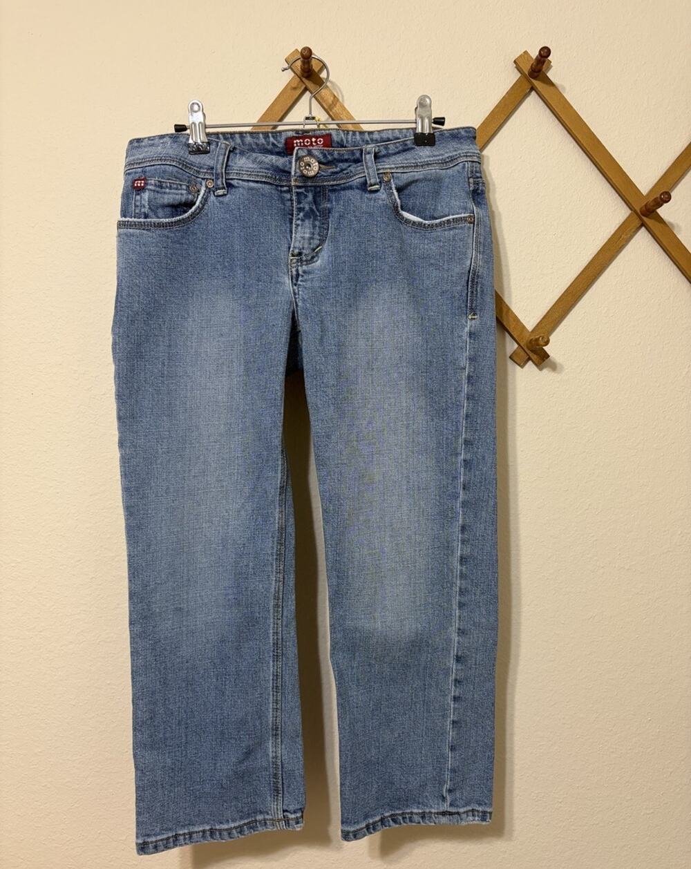Y2K Women’s Moto UK Designs Denim Capris, Size 31 Blue 2000s